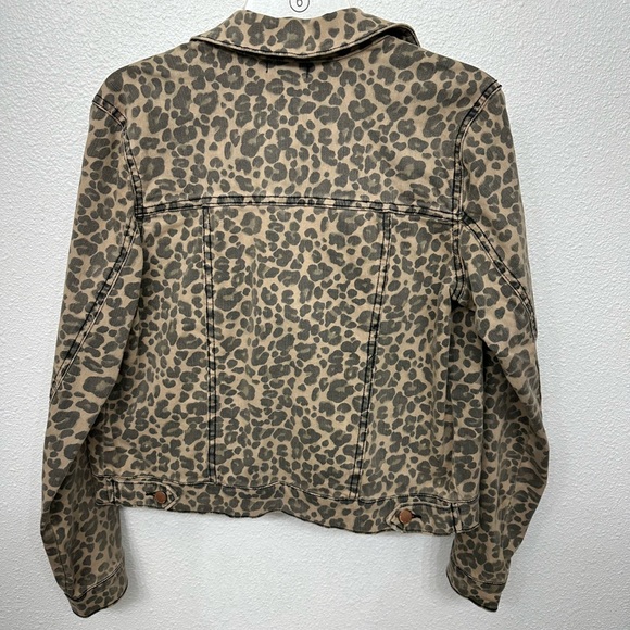 See Thru Soul Cheetah Jean Jacket, Size M - Picture 6 of 7